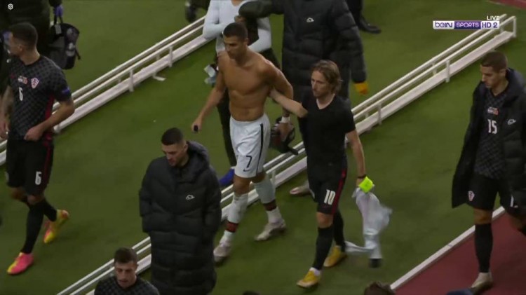 虽然全队拼 虽然全队拼