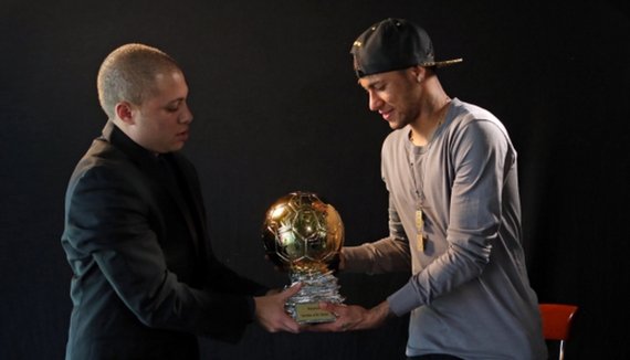 对遵循财政 对遵循财政