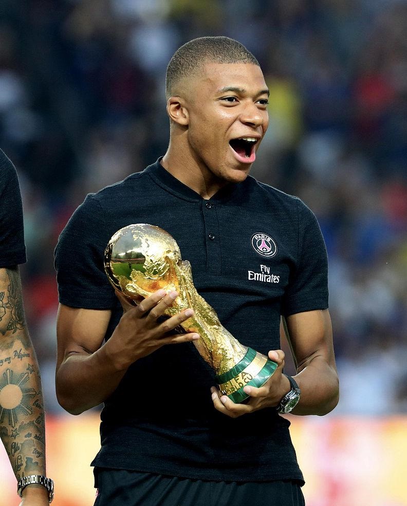 当他提到加 当他提到加